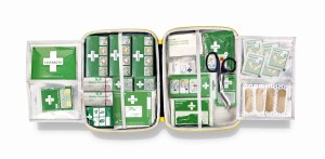 390102-Cederroth-first-aid-kit-large-Open.jpg