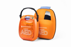 Cardiolife AED-3100 + torba transportowa.jpg