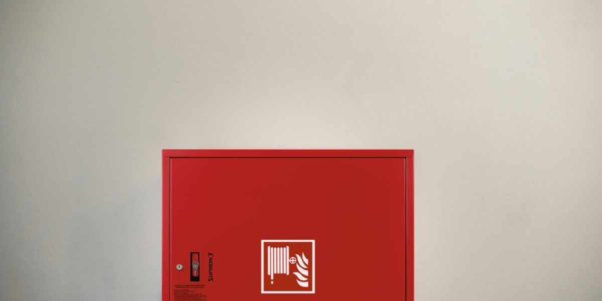 Badanie hydrantów wewnętrznych – obowiązkowe przeglądy i wymagane próby